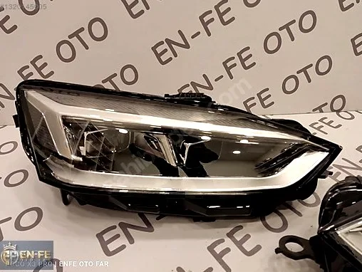 Audi A5 Sol Ön Far çıkma parça