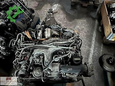 Audi A6 Sandık Motor çıkma parça