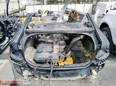 Audi A6 Marşpiyel Sacı çıkma parça