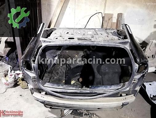 Audi A6 Çamurluk (Arka) çıkma parça