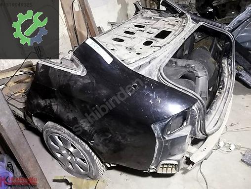 Audi A6 Çamurluk (Arka) çıkma parça