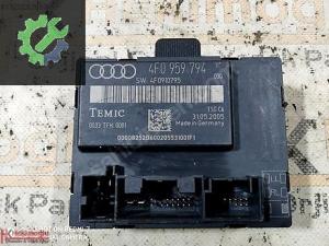 AUDİ A6 KAPI KONTROL MODÜLÜ BEYNİ 4F0959794 4F0910795 SAĞ ARKA K