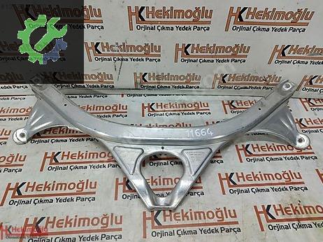 Audi A6 Ön Panel 4G0805 çıkma parça