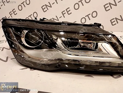 Audi A7 Sağ Ön Far çıkma parça
