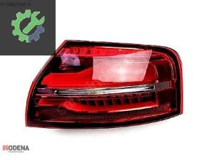 AUDI A8 2014- DIŞ STOP LAMBASI SAĞ SIFIR ORJİNAL 4H0945096K