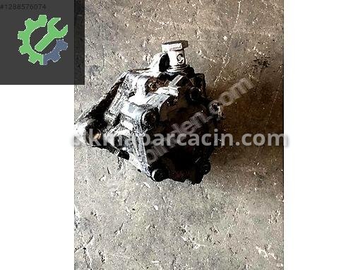 Audi A8 Direksiyon Pompası çıkma parça