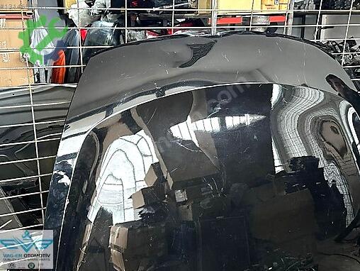 Audi E-Tron Kaput çıkma parça