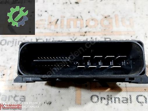 Audi A4 Beyin 8K0907801K çıkma parça