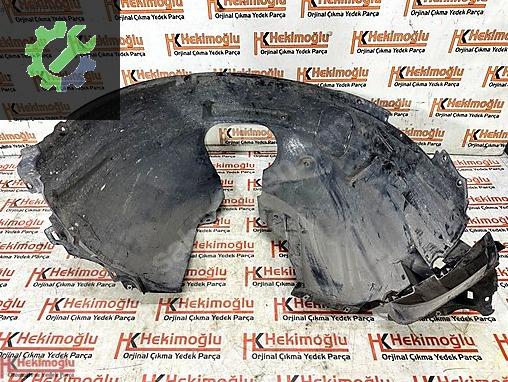 Audi Q2 Davlumbaz 81A821172B çıkma parça