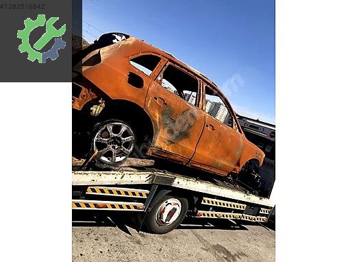 AUDİ Q5 KAPI BAGAJ KAPAĞI HAVUZ MARSBİYEL ARKA ÇAMURLUK POTYA