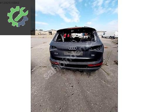 AUDİ Q5 KAPI BAGAJ KAPAĞI HAVUZ MARSBİYEL ARKA ÇAMURLUK POTYA