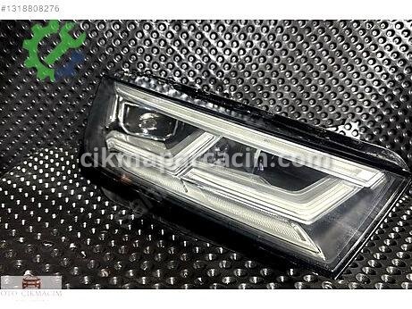 Audi Q5 Sağ Ön Far çıkma parça