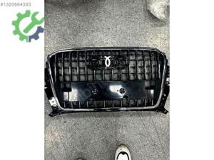 Audi Q5 Sıfır Ön Panjur