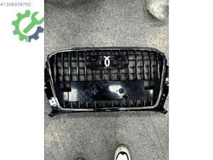 Audi Q5 Sıfır Ön Panjur