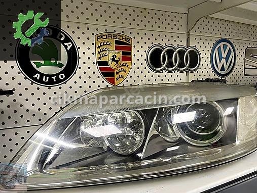 Audi Q7 Sol Ön Far çıkma parça