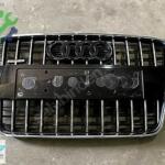 Audi Q7 2012 Sıfır Panjur 4L0853651E