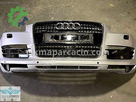 Audi Q7 Panjur Arması çıkma parça