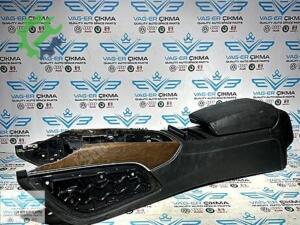 Audi A6 2011-2012 Çıkma Orta Konsol 2011201220
