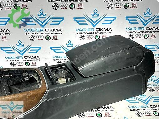 Audi A6 Orta Konsol 2011201220 çıkma parça