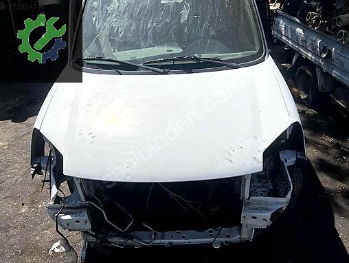Peugeot Partner Kaput çıkma parça
