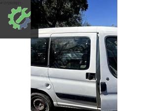AYPAR YEDEK PARÇADAN PEUGEOT PARTNER SAĞ ARKA SÜRGÜLÜ KAPI