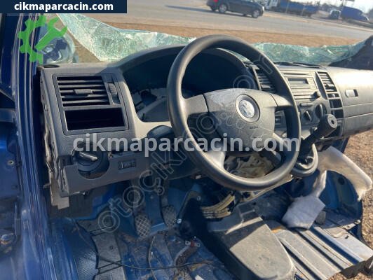Volkswagen Transporter Torpido çıkma parça