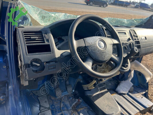 Volkswagen Transporter Torpido çıkma parça