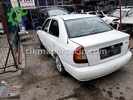 Hyundai Accent Çamurluk (Arka) çıkma parça