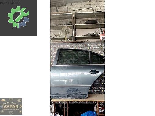 Skoda Superb Sağ Kapı çıkma parça