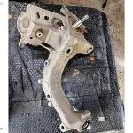 Alfa Romeo Giulietta Sağ Arka Taşıyıcı 51815009