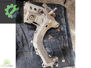 Alfa Romeo Giulietta Sağ Arka Taşıyıcı 51815009