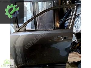 Alfa Romeo Tonale Sol Ön Kapı