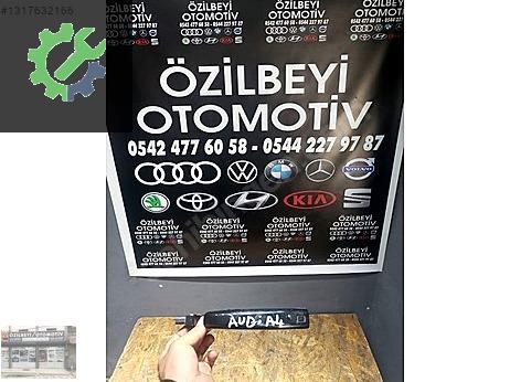 Audi A4 Kapı (Ön Sol) çıkma parça