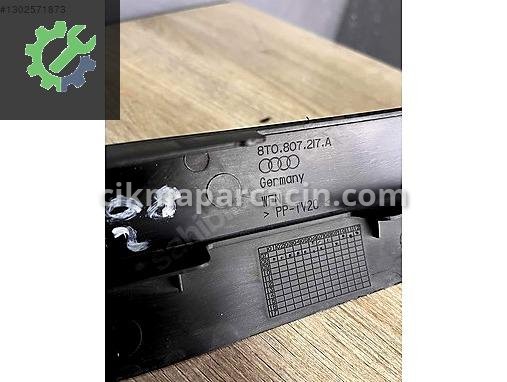 Audi A4 Bakalit çıkma parça