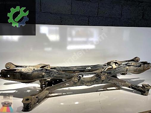 Volkswagen Passat Arka Dingil çıkma parça