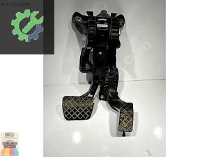 B8 GAZ PEDALI ORJİNAL ÇIKMA 5Q1723503H ORİJİNAL