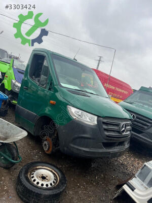 Mercedes-Benz Sprinter Far çıkma parça