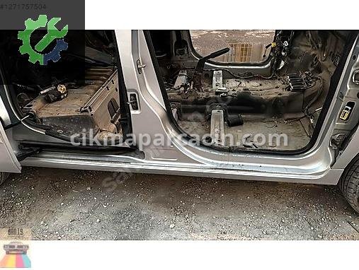Citroen Berlingo Marşpiyel Sacı çıkma parça