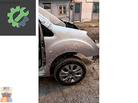 Citroen Berlingo Çamurluk (Ön) çıkma parça