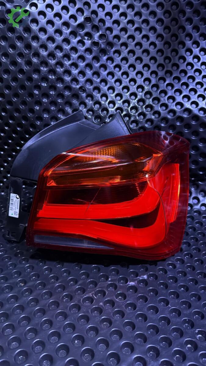 BMW 1 Serisi Sağ Stop çıkma parça