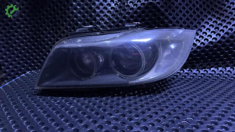 BMW 3 Serisi Far çıkma parça
