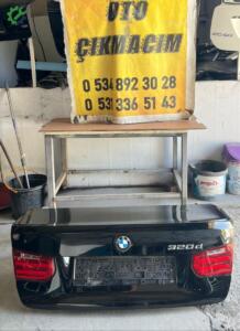 BMW 3 Serisi F30 Hatasız Dolu Bagaj Kapağı
