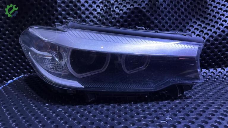 BMW 5 Serisi Far çıkma parça