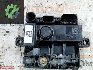 BMW 1-2-3-4-5 F30 F10 ENTEGRE GÜÇ KONTROL MODÜLÜ BEYNİ 7633242 E
