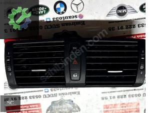 BMW 1 SERİSİ E82 DÖRTLÜ FLAŞÖR KLİMA ÜFLEME – 7059189