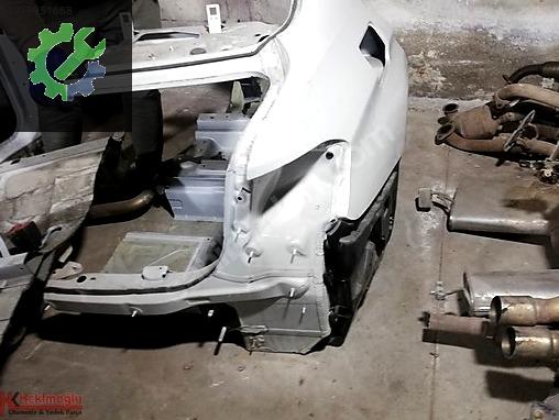 BMW 3 Serisi Sağ Arka Kapı çıkma parça