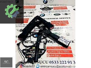 BMW 3 SERİSİ E90 EMNİYET KEMER TOKASI