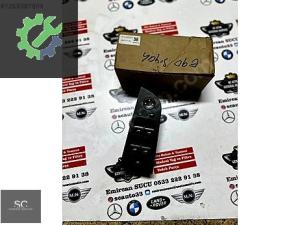 BMW 3 SERİSİ E90 SİYAH DÖRTLÜ CAM DÜĞMESİ – 9217332