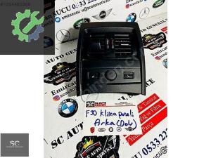 BMW 3 SERİSİ F30 ARKA DOLU KLİMA PANELİ