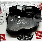 BMW 3 SERİSİ F30 SAĞ ARKA KAPI KLİDİ – 7202148
